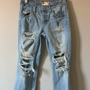 Garage low rise ripped jeans